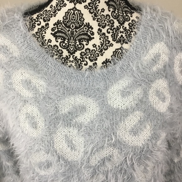 APT.9 Animal Print Metallic Grey Fuzzy Sweater M - Picture 6 of 15